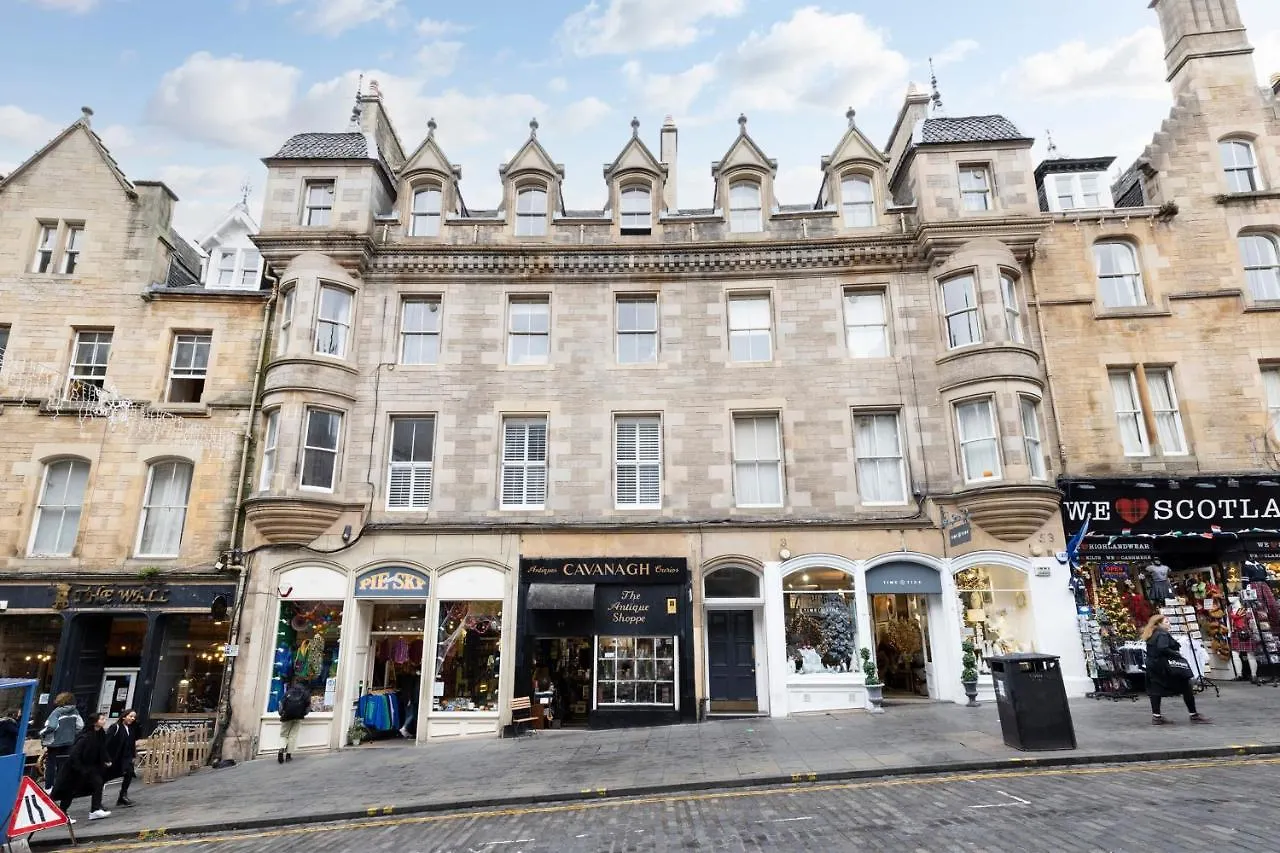 Joivy Sophisticated Apt Near Edinburgh Castle 0*,  United Kingdom