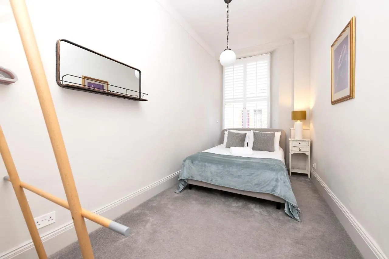 Joivy Sophisticated Apt Near Edinburgh Castle Reino Unido