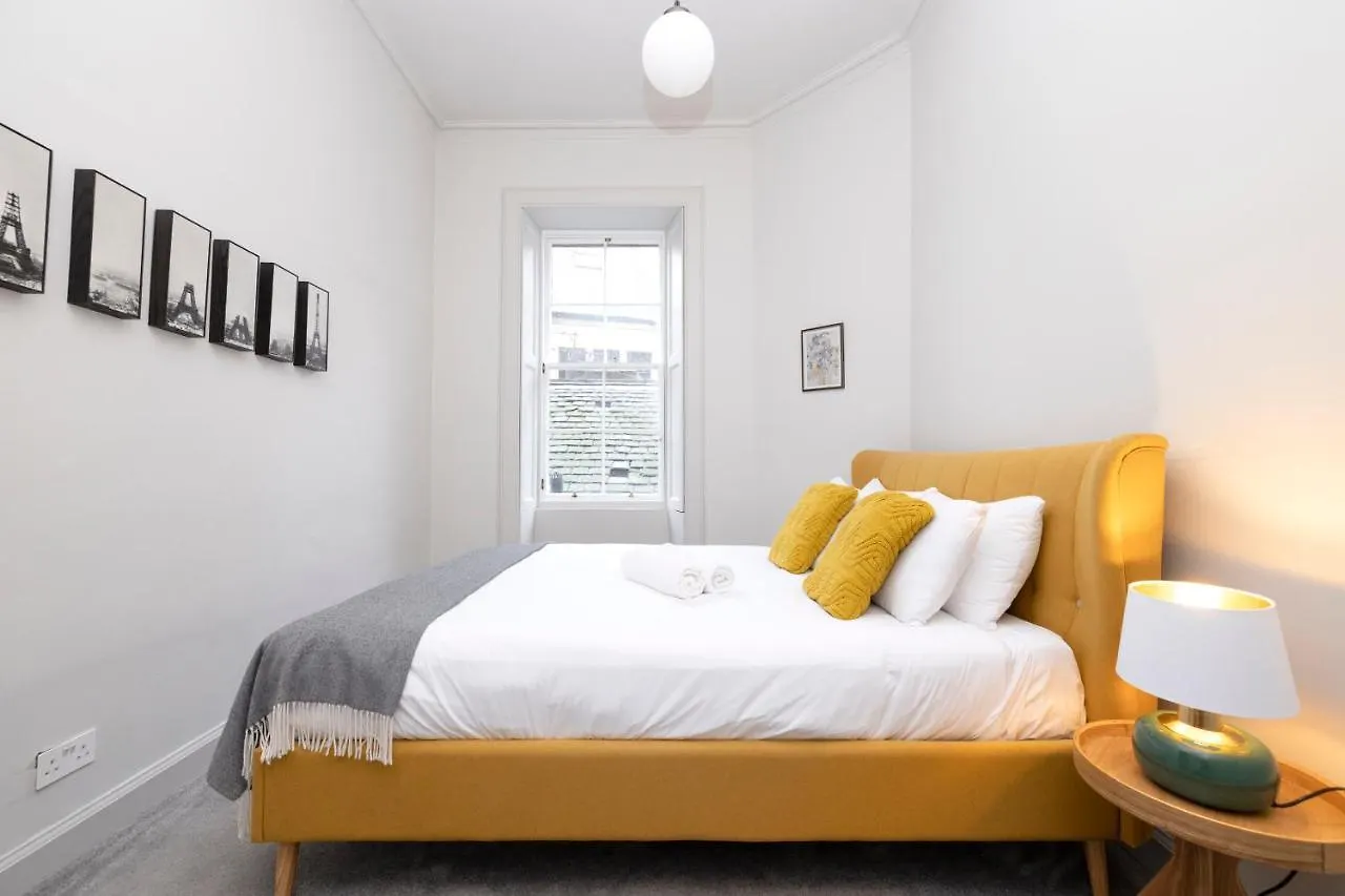Joivy Sophisticated Apt Near Edinburgh Castle Reino Unido